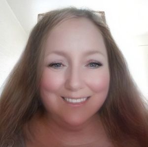 Meet your Posher, Edith